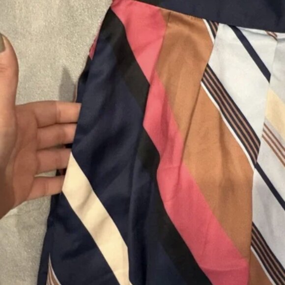 ANTHROPOLOGIE MAEVE Striped Satin Balloon Leg Pants Size 12 - Picture 13 of 13